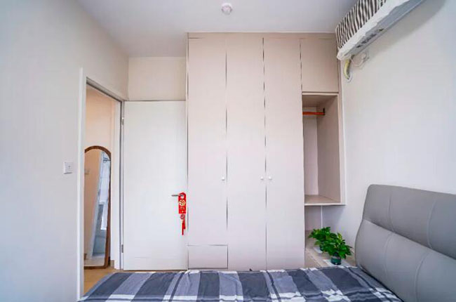 97㎡現(xiàn)代三居，原木色的布局，讓你生活充滿溫暖